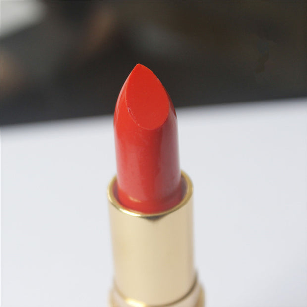 Natural inedible plant lipstick